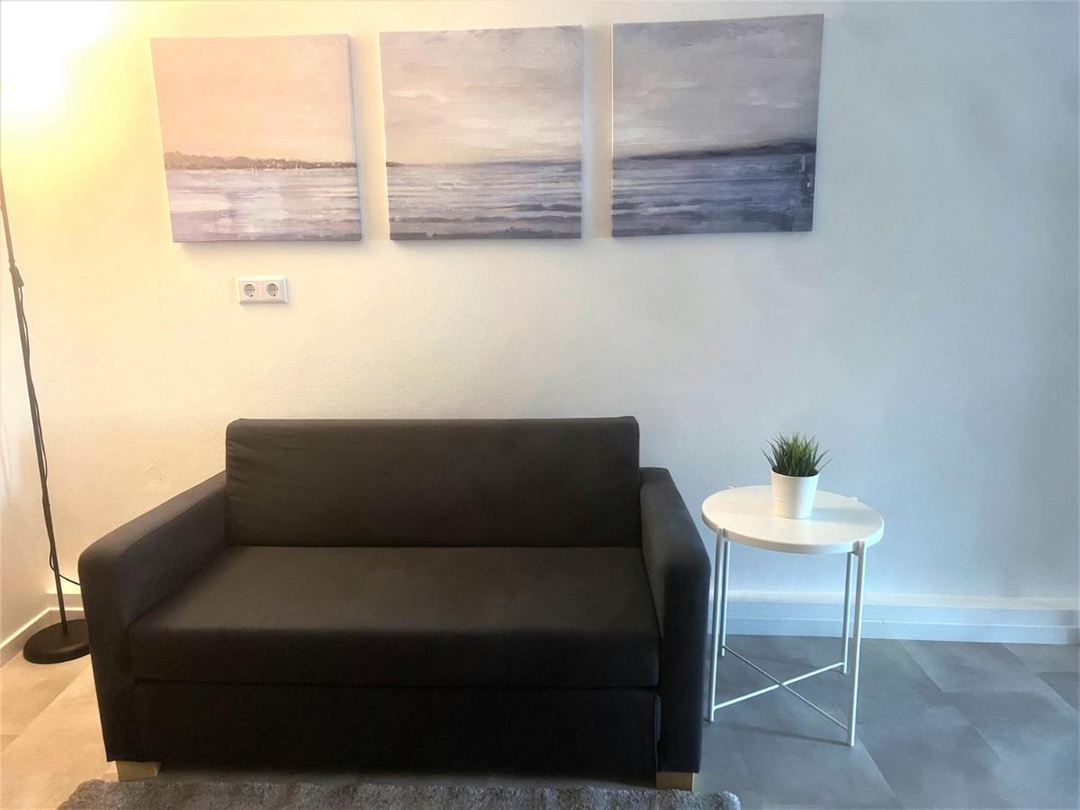 Moeblierte 3 Zimmer Apartment - Mit Smart Tv, Wlan Und Kostenfreie Parkplaetze Schloß Holte-Stukenbrock المظهر الخارجي الصورة